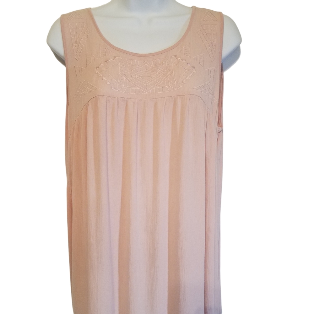 Cable & Gauge sleeveless top